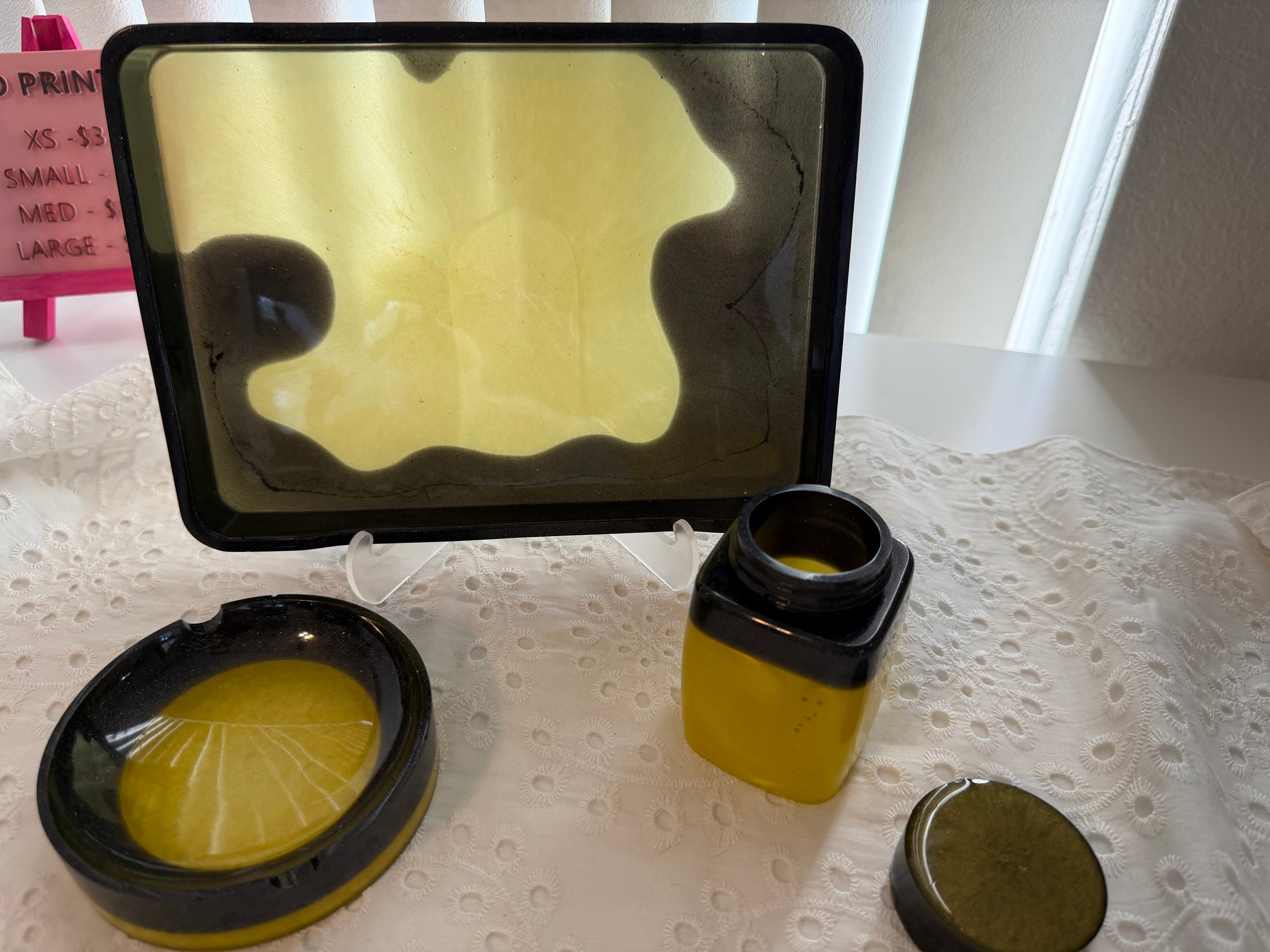 Black & Yellow Resin Rolling Tray Set