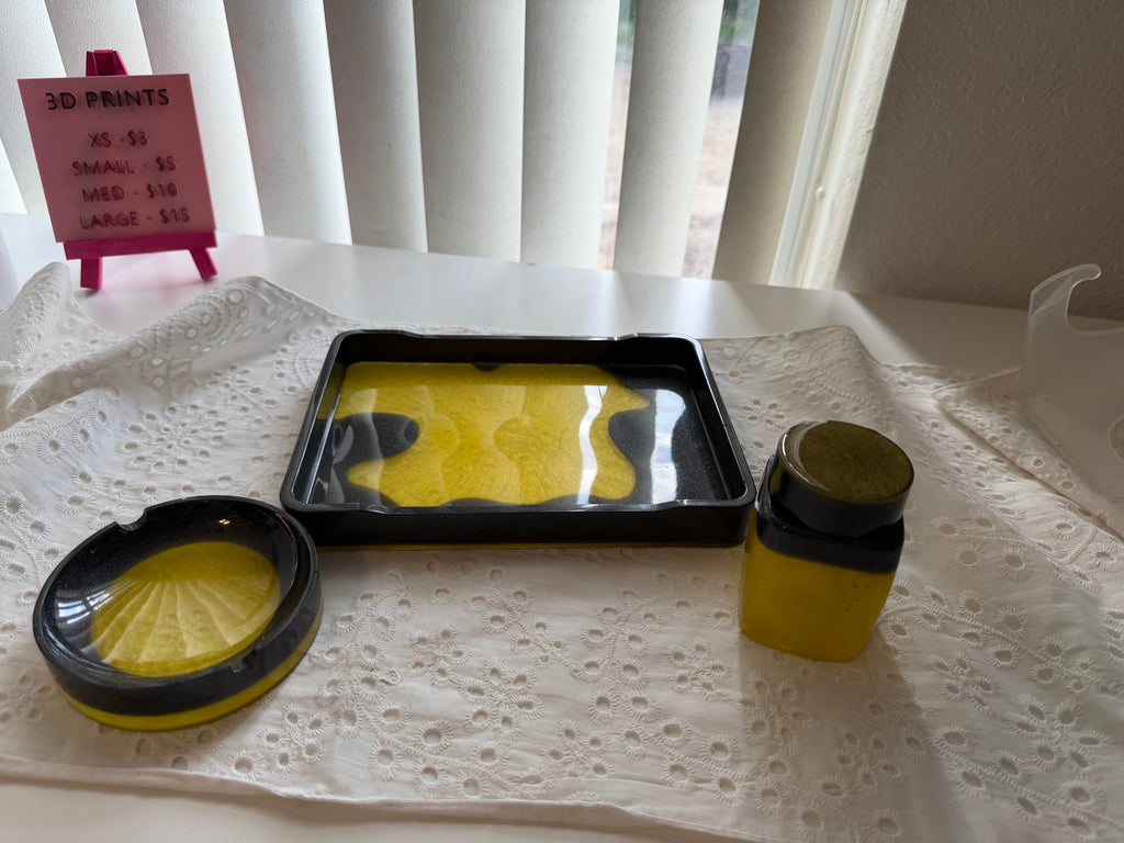 Black & Yellow Resin Rolling Tray Set