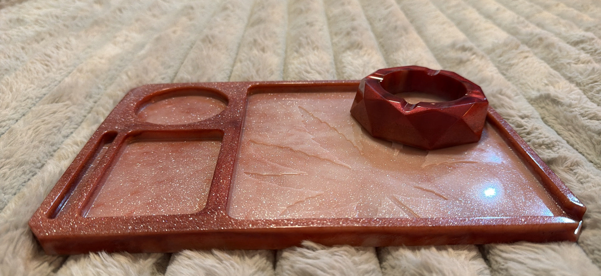 Cream & Burgundy Sparkle Resin Rolling Tray Set – Glam Meets Function