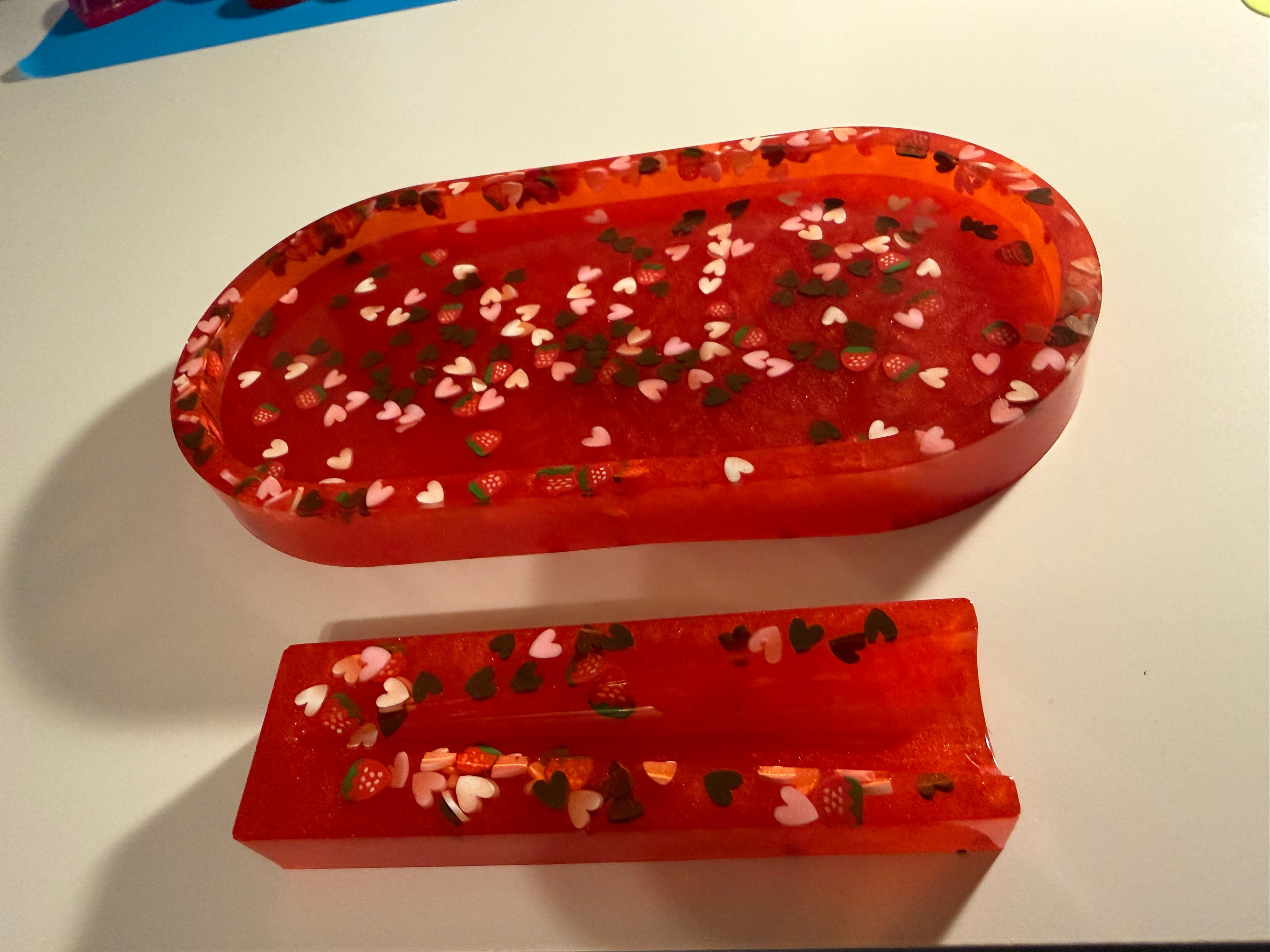 Red & Heart Sprinkle Resin Rolling Tray Set – Cute Meets Functional